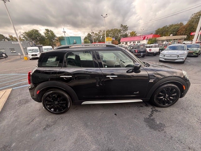 2021 MINI Cooper Countryman Oxford Edition