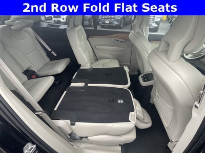 2022 Volvo XC90 Recharge Plug-In Hybrid T8 Inscription Expression 7 Passenger