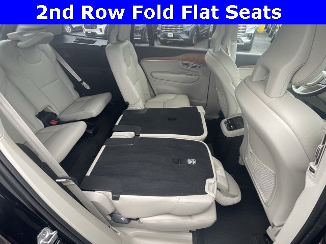 2022 Volvo XC90 Recharge Plug-In Hybrid T8 Inscription Expression 7 Passenger