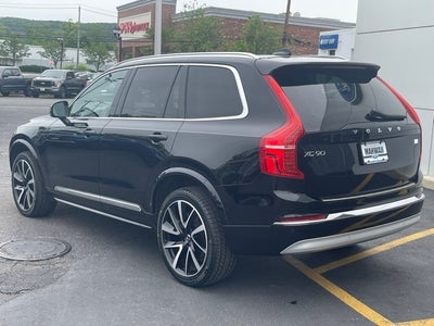 2022 Volvo XC90 Recharge Plug-In Hybrid T8 Inscription Expression 7 Passenger